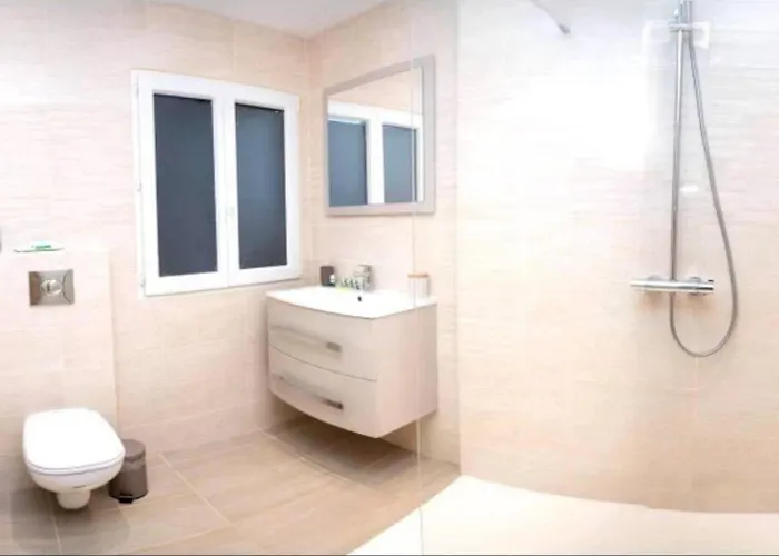 Apartamento Charming In Niza